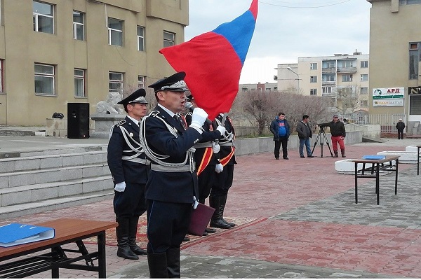 Багануур дүүргийн цагдаа нар иргэдийнхээ өмнө тангарагаа өргөлөө