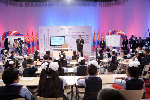Монгол Улсын Ерөнхийлөгч “Бүтээлч боловсрол-бүтээлч иргэн” сэдвээр теле хичээл заав