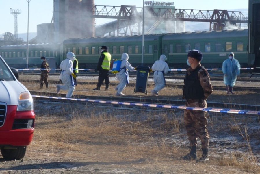 “Эбола вируст халдвараас урьдчилан cэргийлэх, хариу арга хэмжээ авах нь” cэдэвт үзүүлэх сургуулийг зохион байгууллаа