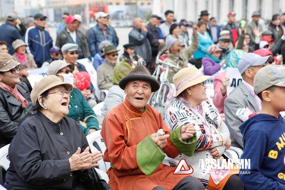 ФОТО:  Ерөнхийлөгчийг огцруулах цуглаан зохион байгууллаа